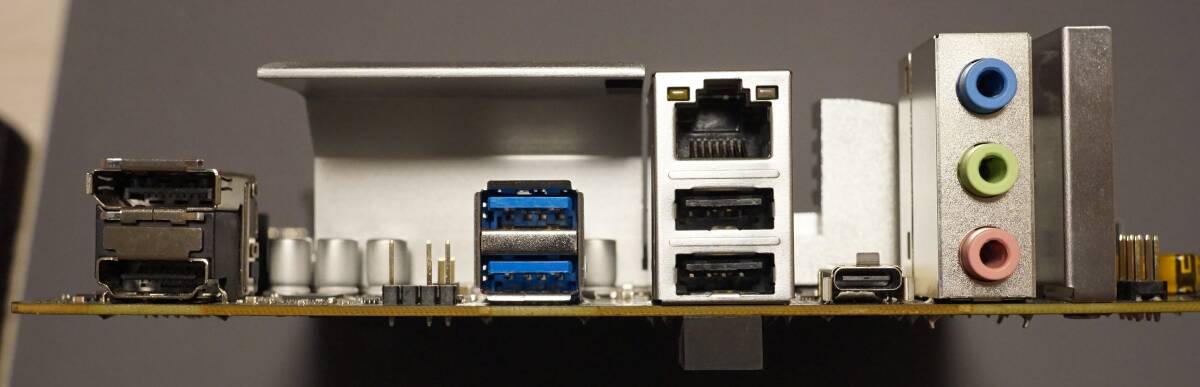 【動作確認済】ASRock B760M-ITX LGA1700 mini ITX マザーボード DDR5メモリ対応_画像3