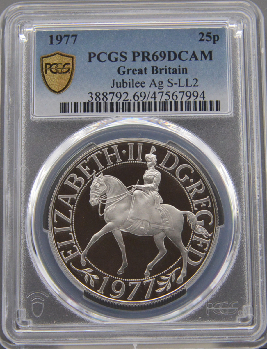 PR69DCAM 1977年 イギリス シルバージュビリー 馬上のエリザベス2世 即位25周年記念 英国 PCGS アンティーク モダンコイン 投資_画像3