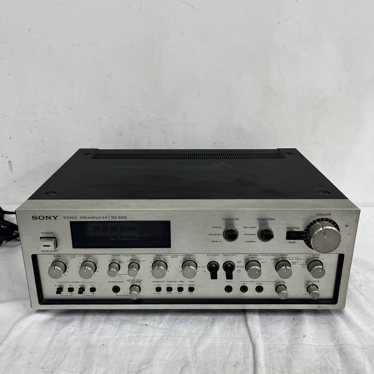 WA026544(054)-512/IS65000【名古屋】オーディオ　SONY　ソニー　STEREO PREAMPLIFIER TAE-8450 _画像1