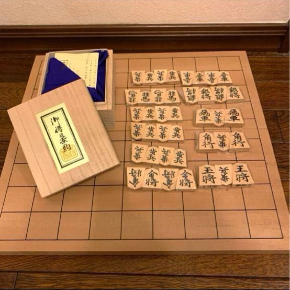 御将棋駒　将棋板