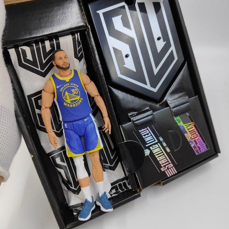 激レア 日本未入荷 NBA ステフィン・カリー　ステファン・カリー　フィギュア NBA