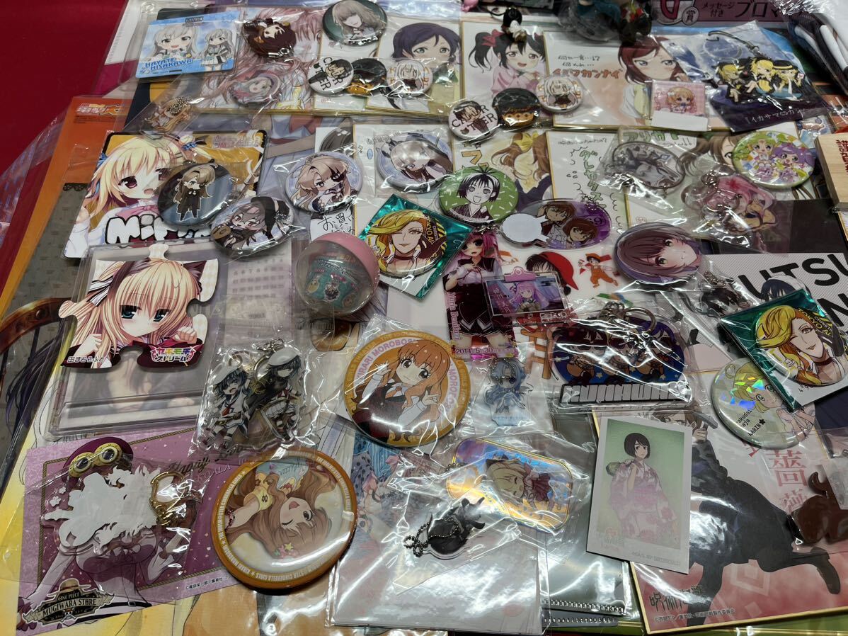 女性 キャラ アニメ まとめ コミック 美少女 アクスタ 缶バッジ 雑貨 グッズ 彼女お借りします 艦これ アマカノ ごちうさ 170点以上KB-012_画像2