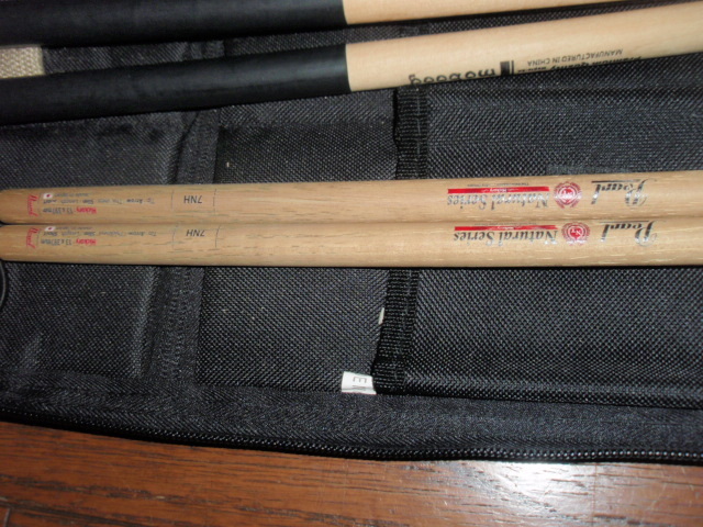 ドラムステックケース Power Pad ＆ VIC FIRTH 5A 並上 Pearl 7NH + moboog 使用キズあり 現状の画像5