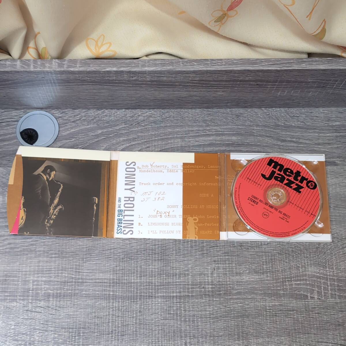 【CD】 紙ジャケット SONNY ROLLINS AND THE BIG BRASS ソニー ロリンズ アンド ビッグ ブラス +6 UCCV-9085 完全限定 直輸入盤仕様 JAZZ_画像3