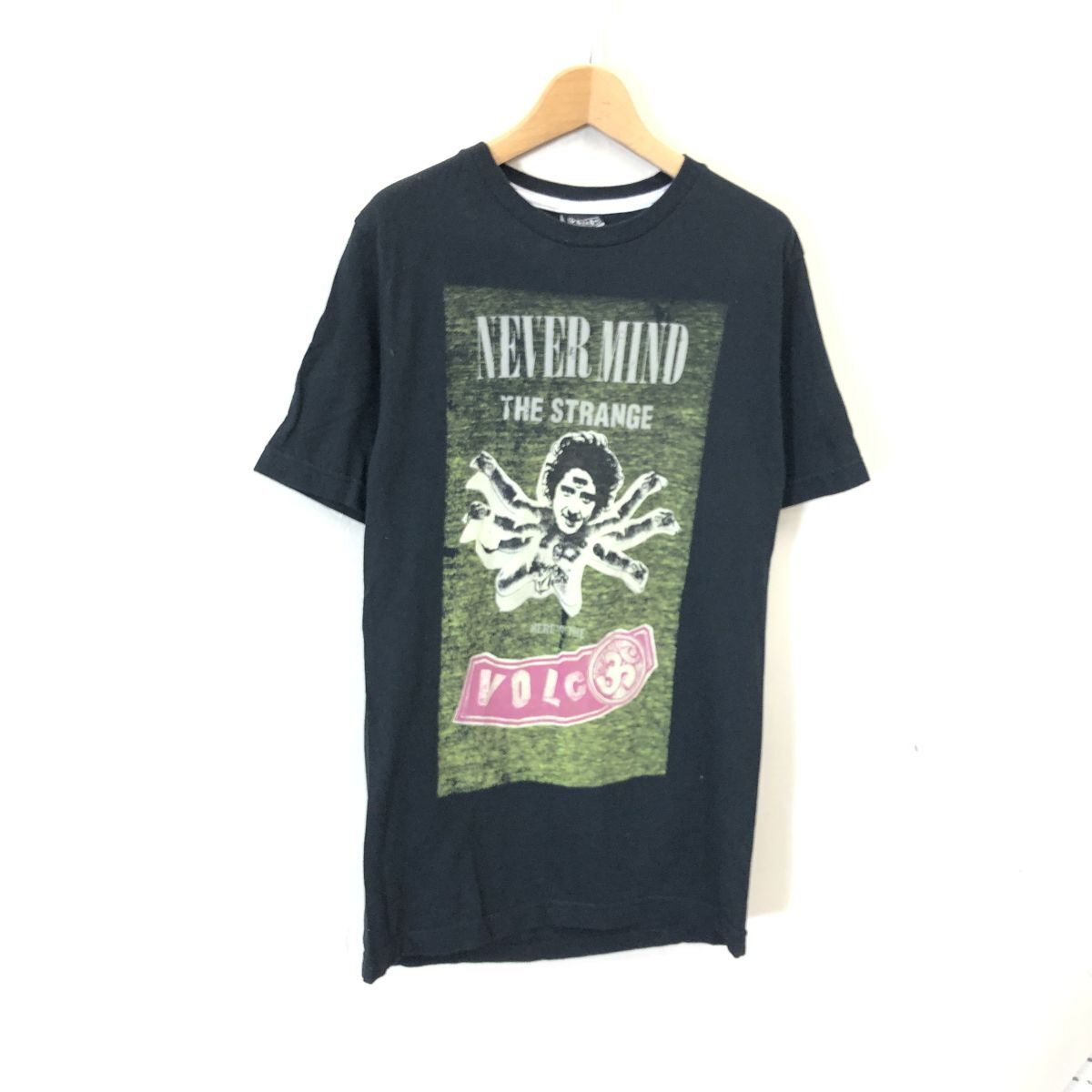 G542-F◆ VOLCOM ボルコム 半袖Tシャツ カットソー プリント トップス ◆ sizeS コットン100 ブラック 古着 メンズ 春夏_画像6