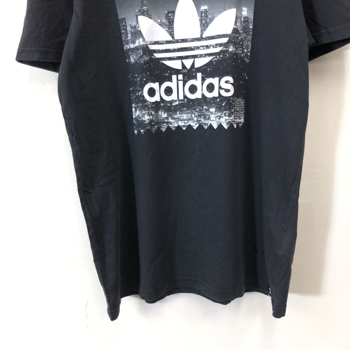 G540-F◆ adidas アディダス 半袖Tシャツ カットソー ロゴプリント トップス ◆ sizeO コットン100 ブラック 古着 メンズ 春夏_画像4