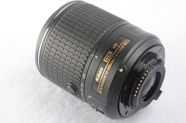 ニコン Nikon AF-S DX NIKKOR 55-200mm f4-5.6G ED VR II 【おまけ付き】 #605-004-0508の画像4