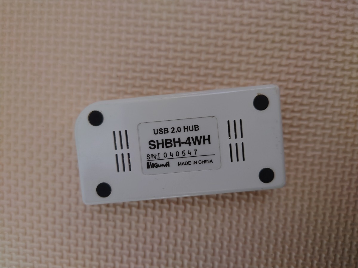 【ジャンク品】通電確認済み SIGMA APO USB 2.0 HUB SHBH-4WH アダプター付き 4ポート ハブ シグマ_画像5