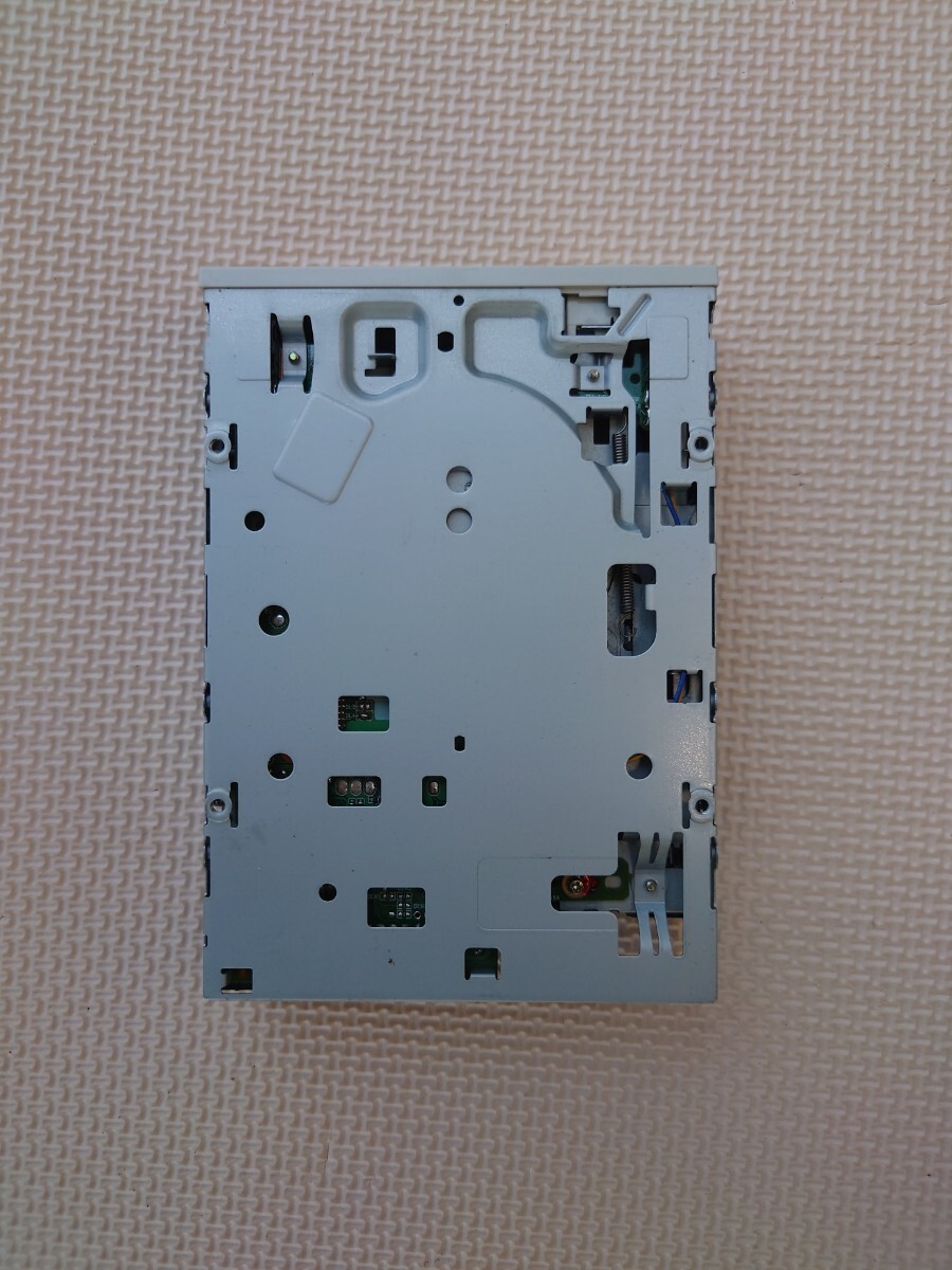 【ジャンク品】通電未確認 D359M3D MITSUMI ELECTRIC 内蔵用 3.5インチ 2HD フロッピーディスクドライブ ミツミ_画像4