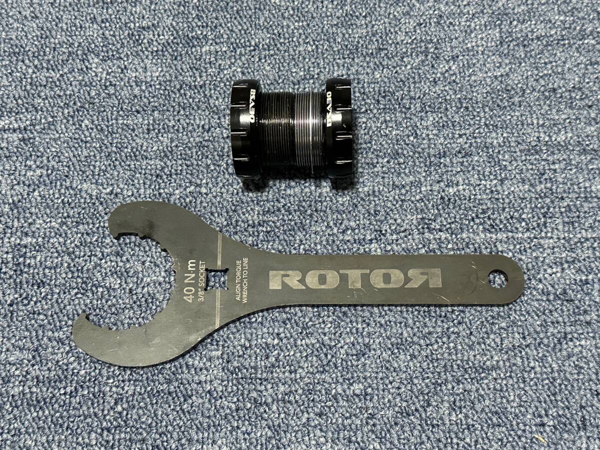 【中古】ROTOR 3DF PCD130 170mm 30mmシャフトクランク + ROTOR 30mmBB(専用レンチ付き) + ROTORチェーンリングボルト(ダブル) セット_画像4