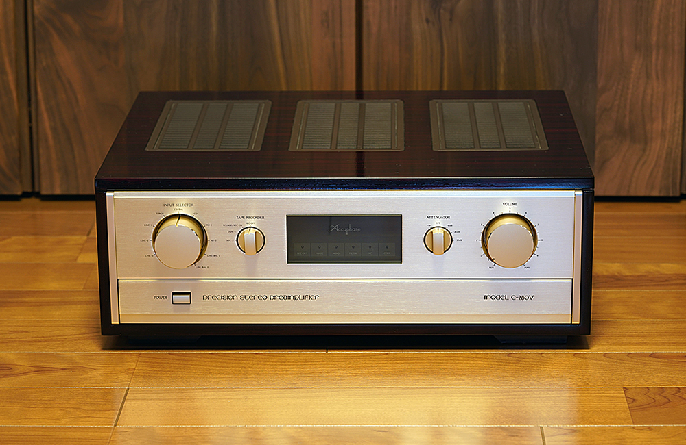 Accuphase C-280V Accuphase pre-amplifier control amplifier 