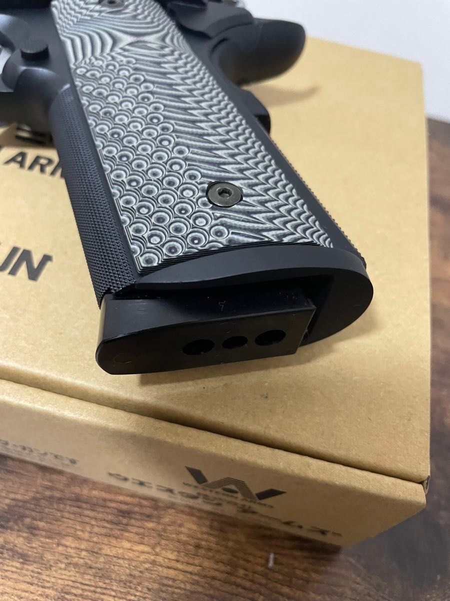 新品未使用】WA ELITE OPERATOR 実物G10グリップ付 ガスガン 新品未使用】WA ELITE OPERATOR 実物G10グリップ付 ガスガン