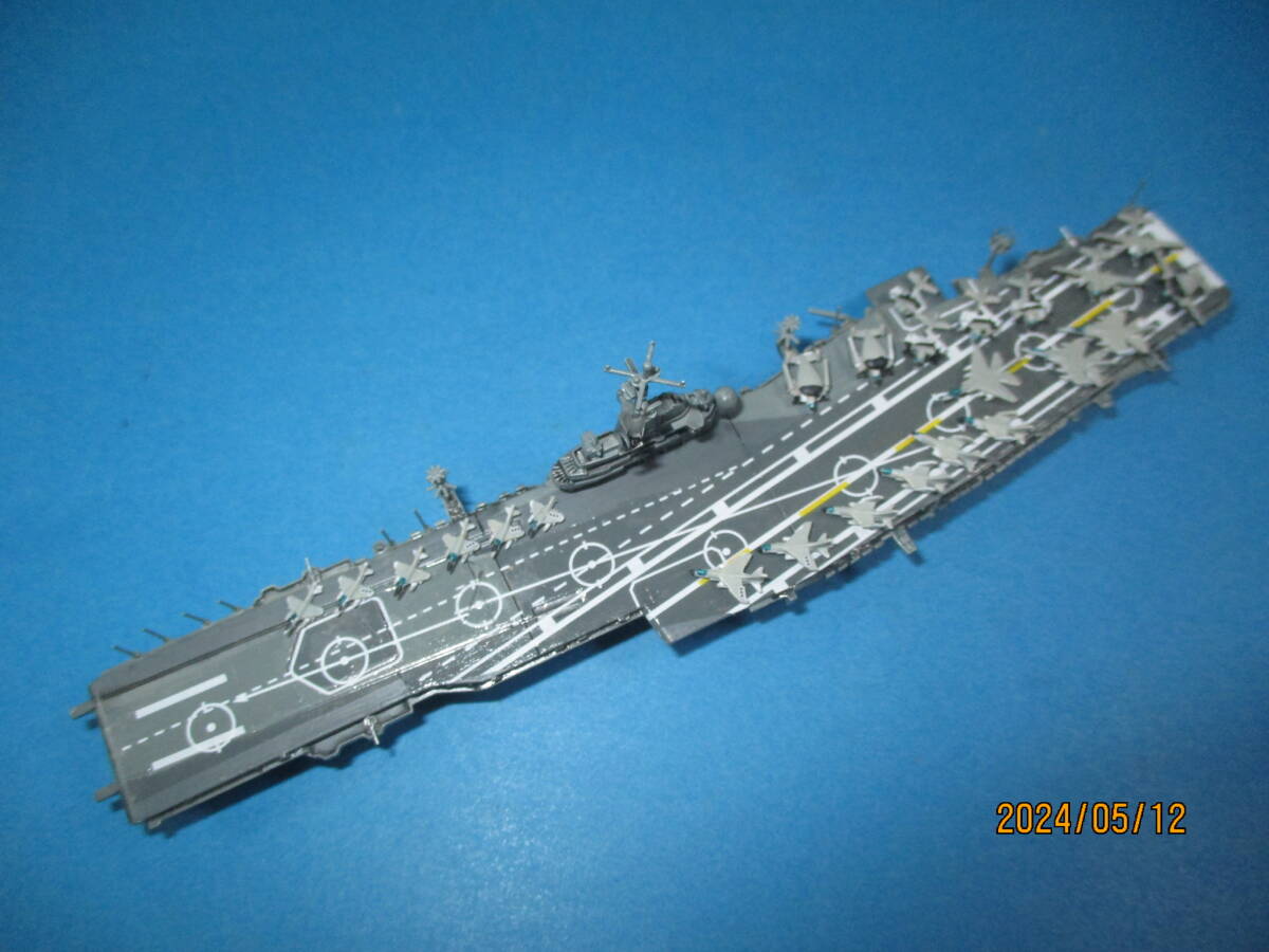 1/2000 完成品 アメリカ海軍 航空母艦 エセックス級 5番艦 イントレピッド 対潜水艦作戦支援空母（CVS-11）USS Intrepid, CVS-11 1970年 _画像1