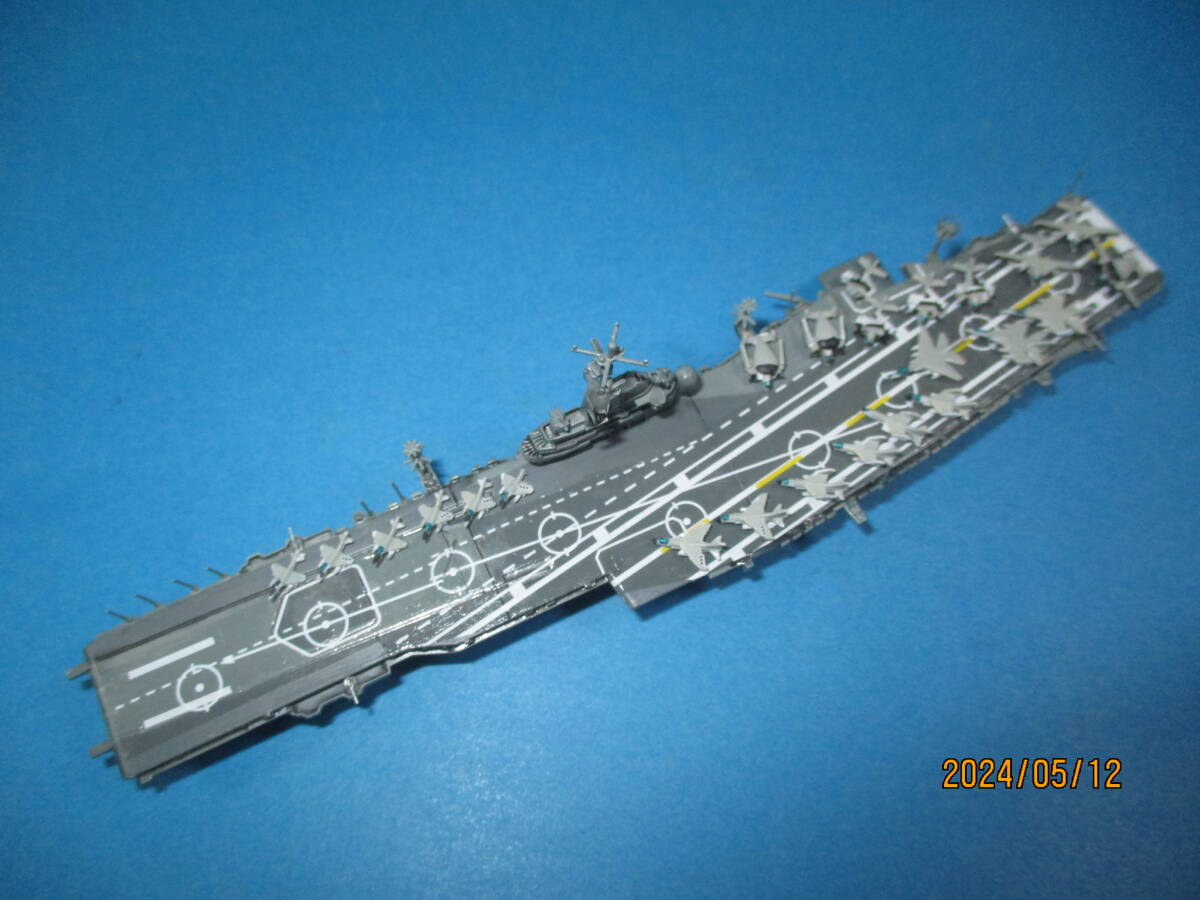 【爆買い!】 1/2000 完成品 アメリカ海軍 航空母艦 エセックス級 5番艦 アメリカ