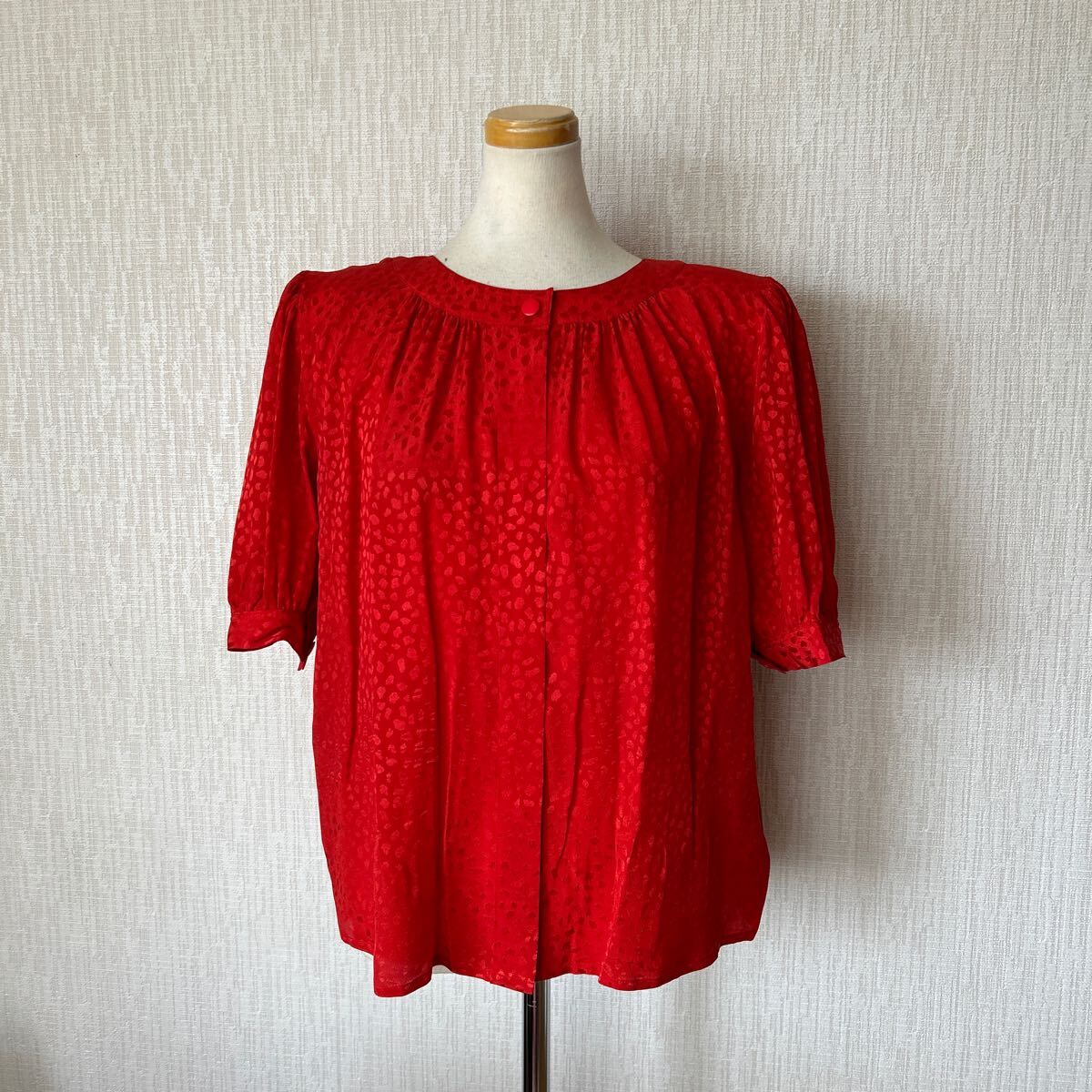 Christian Dior PRET-A-PORTER Christian Dior # tops silk silk . leopard print ground pattern blouse # red red group #M size #