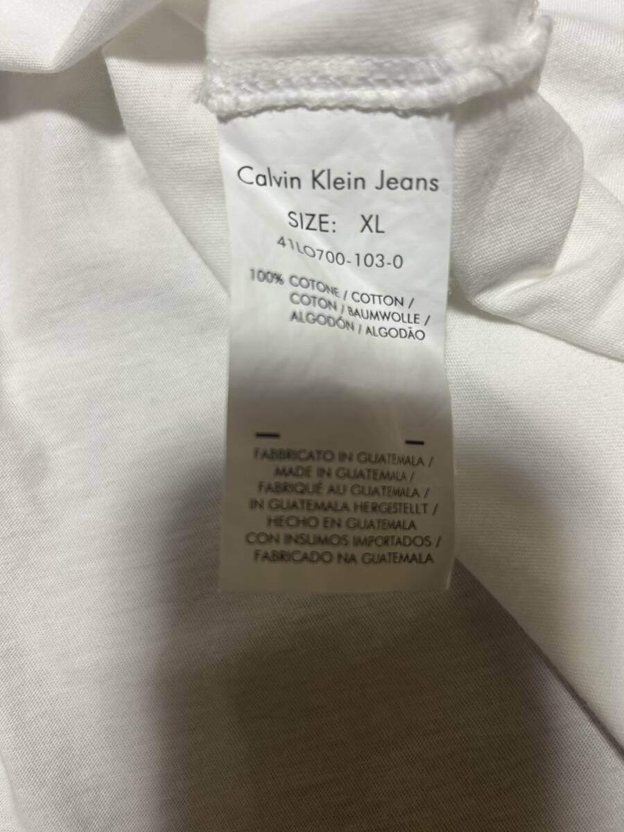 カルバンクライン　半袖Tシャツ　フロントロゴ　白系　メンズXL　中古品_画像3