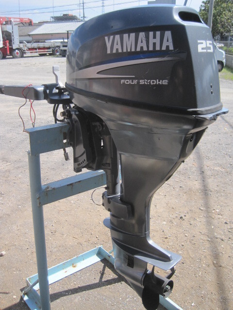  Yamaha 4 -stroke 25PS(L pair ) cab specification, best condition..