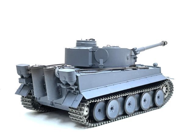 [ ultra rare hard-to-find! has painted final product tank radio-controller ]Heng Long 2.4GHz Ver.7.0 1/16 Tiger I type 3818-1 Upgrade metal caterpillar VERSION 