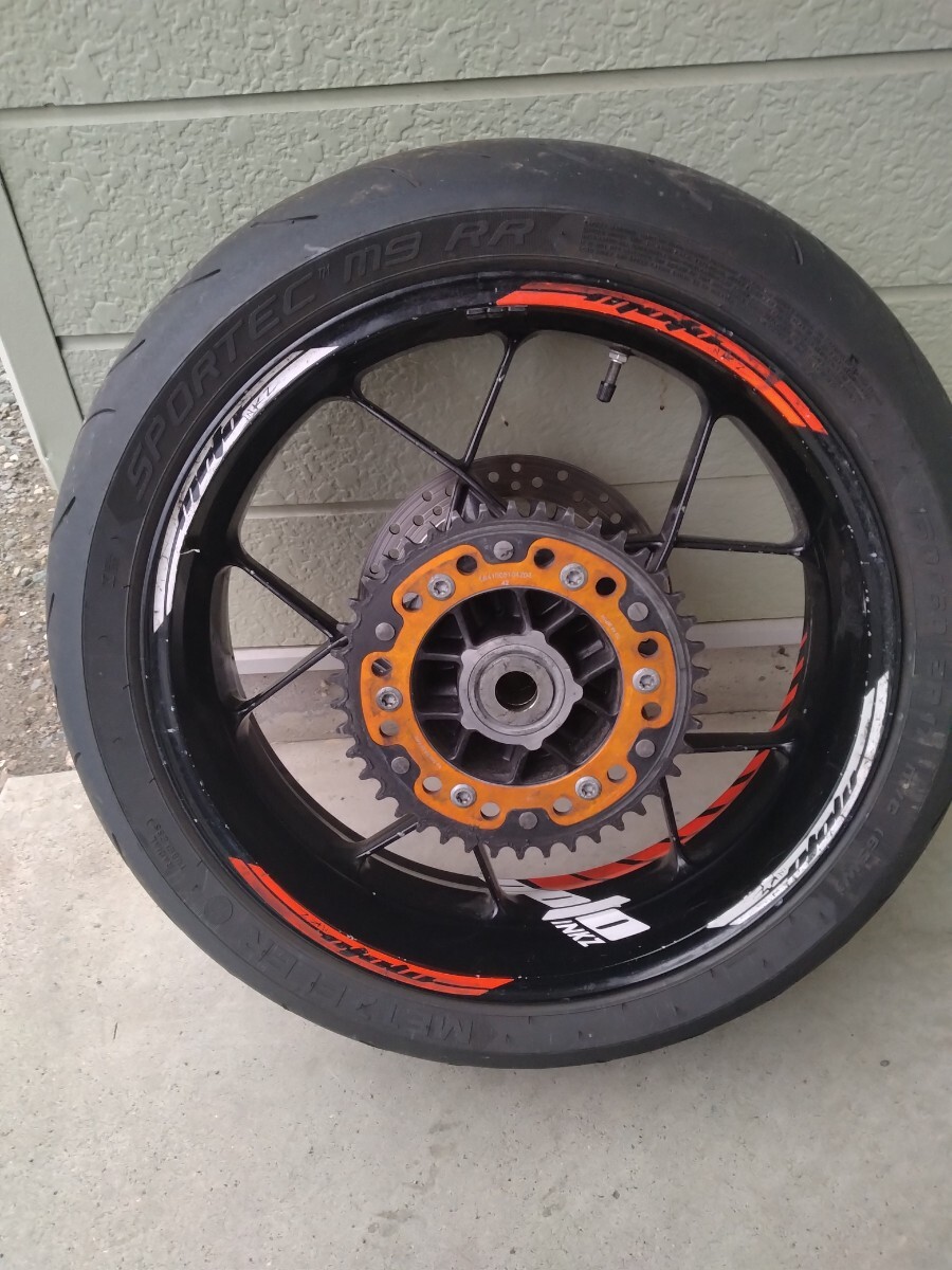 Yahoo!オークション - 中古 2013年式 KTM 690 DUKE 前後ホイール Yahoo!オークション - 中古 2013年式 KTM 690 DUKE 前後ホイール