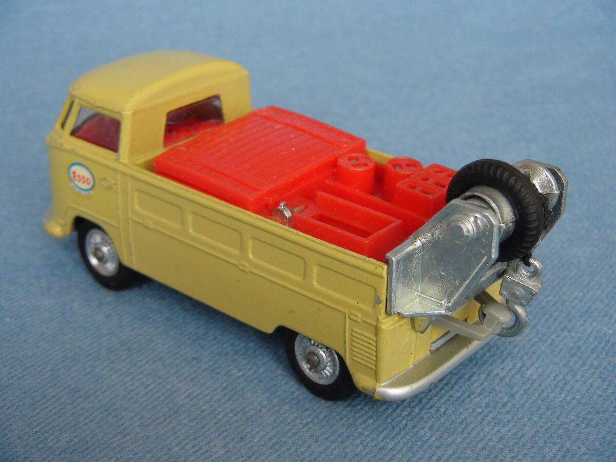 【希少】1960年代古いイギリス・コーギー1/43位VWタイプ2/T1レッカー車/トーイングカー鶯色・美品の画像6