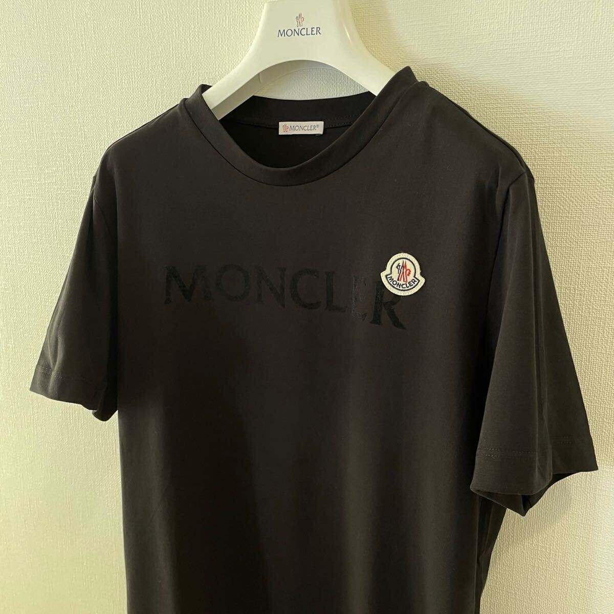 サイズXL Moncler ロゴ+ワッペン　BLACK _画像2