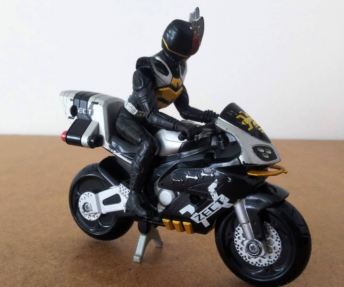仮面ライダーカブト マシンゼクトロン ポピー プラメカ + カブト 仮面ライダーカブト マシンゼクトロン ポピー プラメカ + カブト