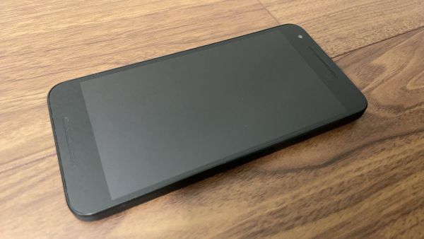 Google Nexus 5X simフリー Android スマホ 【5622】の画像2