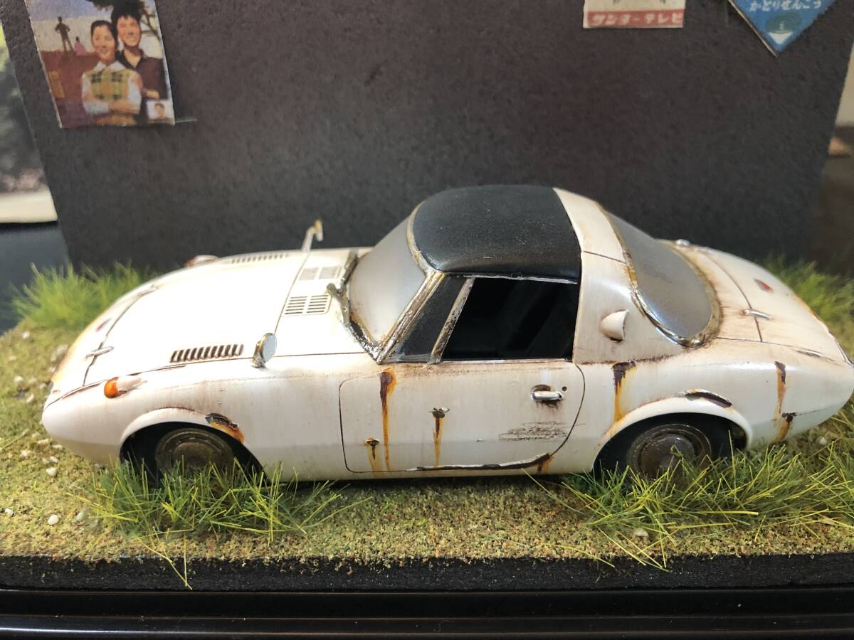 昭和レトロな風景 1/32 トヨタS800 ヨタハチ 旧車 自作ジオラマ完成品 ケース付_画像7