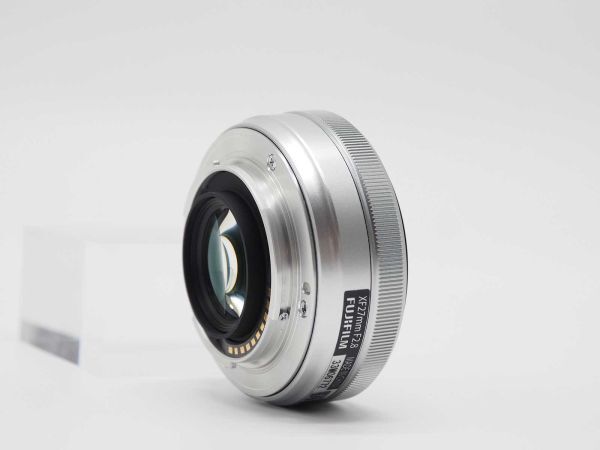 富士フィルム Fujifilm XF 27mm f2.8 Fujinon Super EBC Lens Silver[新品同様]#Z1354_画像6