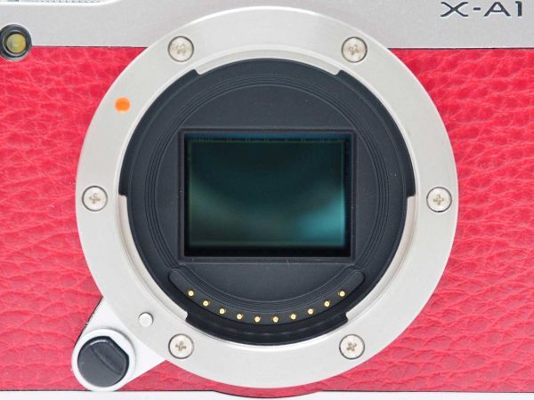 富士フィルム Fujifilm X-A1 16.3MP Digital Camera Body Red [美品] #Z1406A_画像5