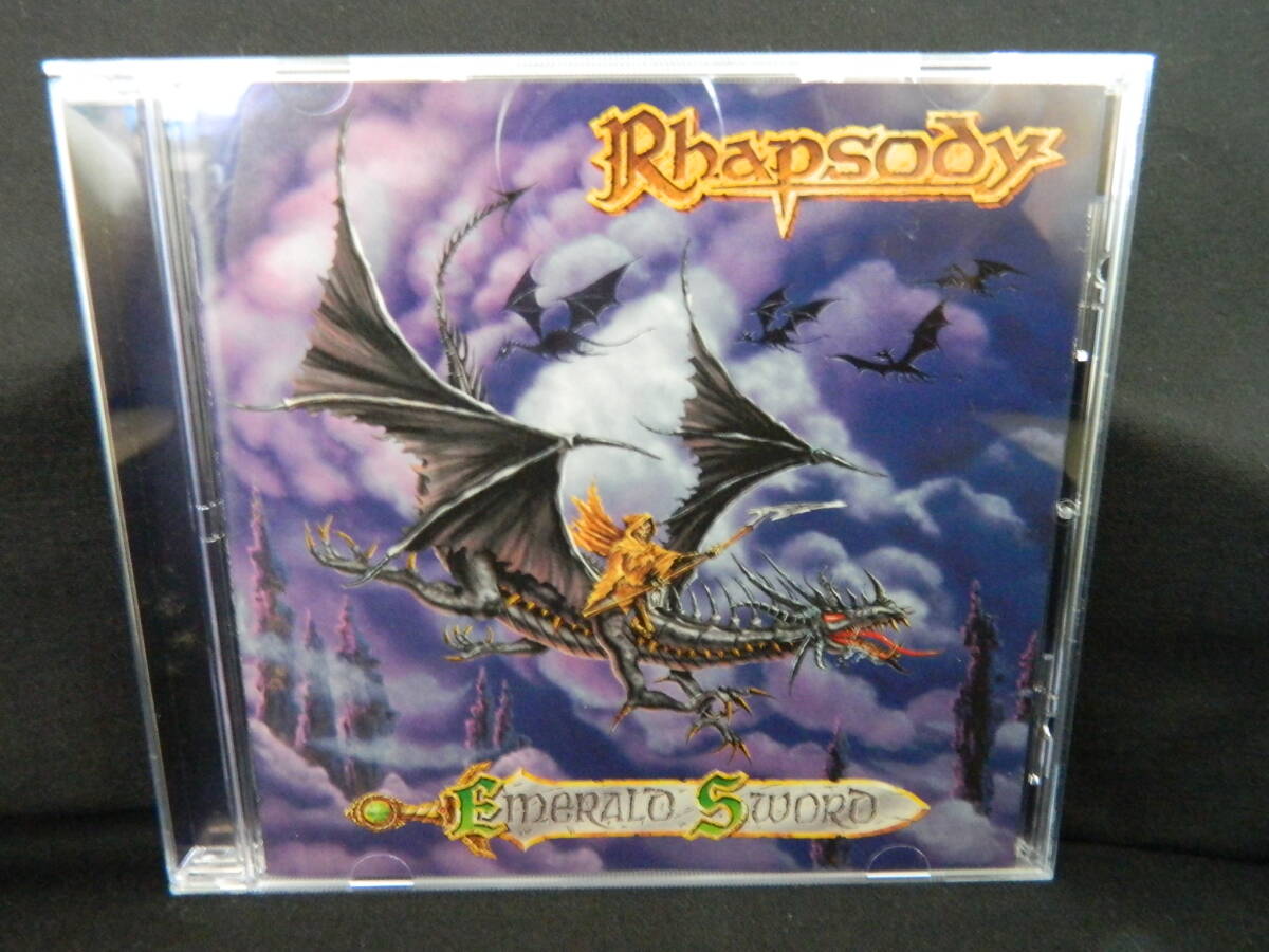 (45)  Rhapsody  /  Emerald Sword    日本盤    ジャケ、日本語解説 経年の汚れありの画像1