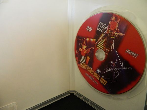 (32)  中古DVD KISS /  COBO HALL 1977 輸入盤  DVDケース傷、日本製Blu-rayレコーダーで再生可能の画像2