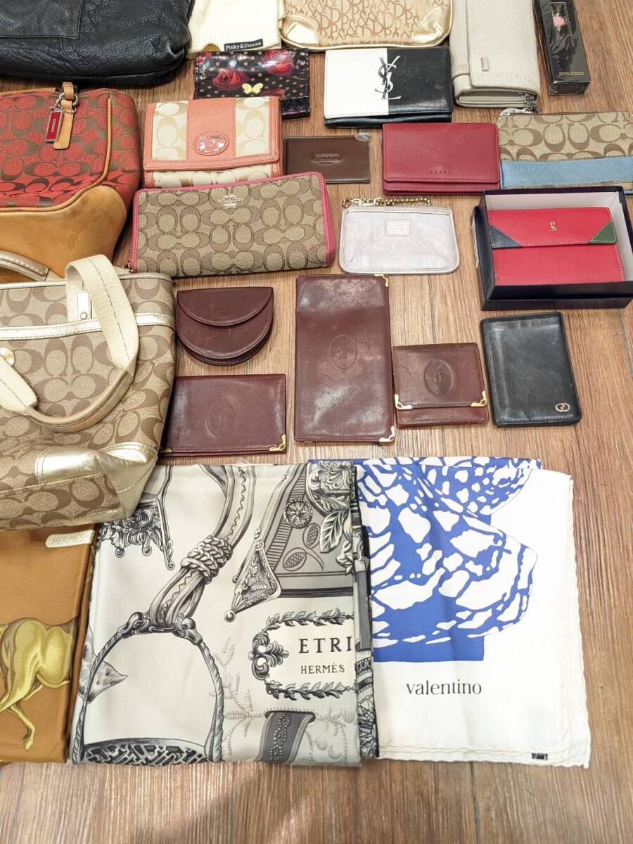 [B7803~14746AK] brand bag etc. summarize . summarize 40 point and more COACH LOEWE Cartier etc. lady's bag purse pouch scarf 