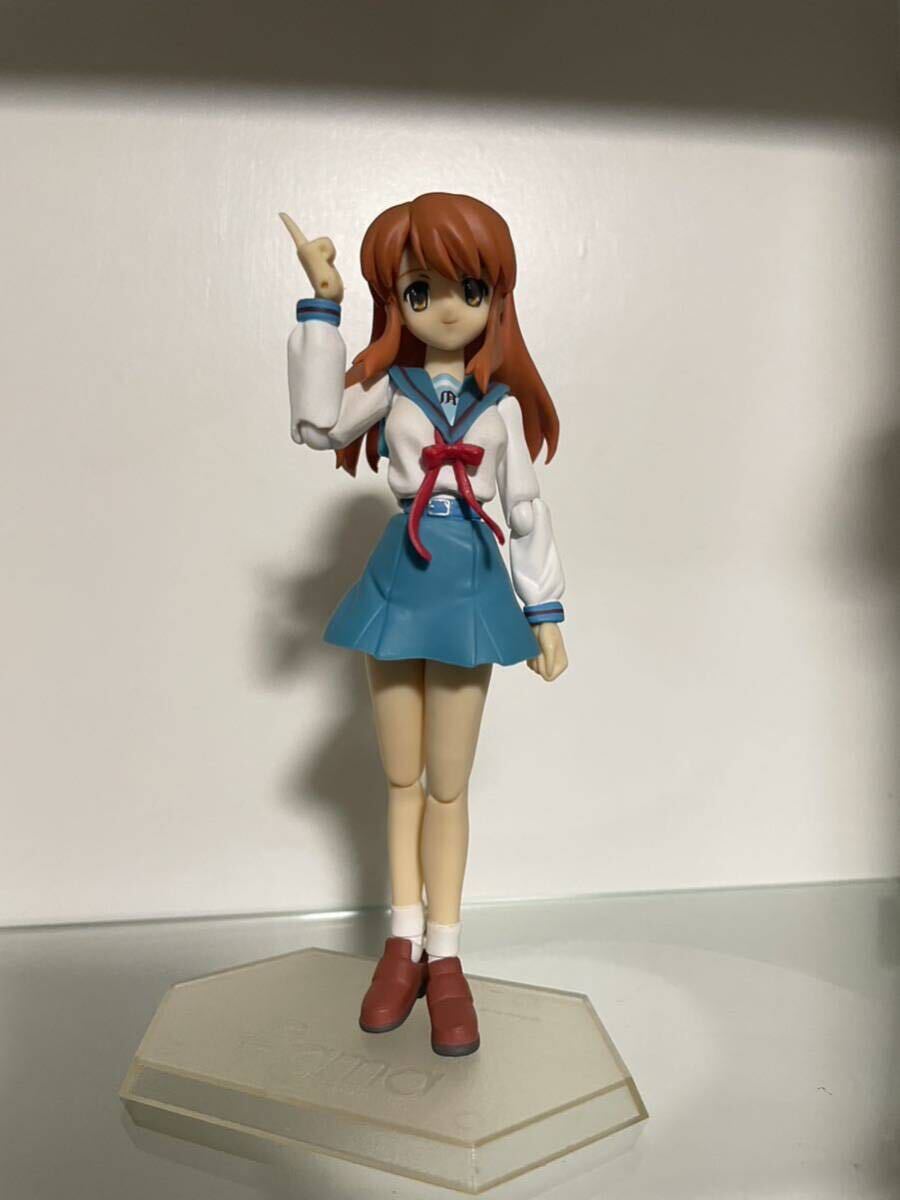  за границей. person . прекрасный девушка фигурка figma Suzumiya Haruhi no Yuutsu утро соотношение ....②