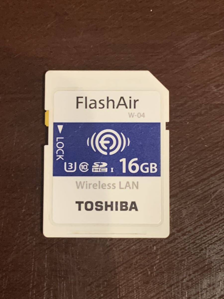 X015) 東芝 無線LAN SDカード Toshiba FlashAir W-04 16GB 初期化済 _画像1