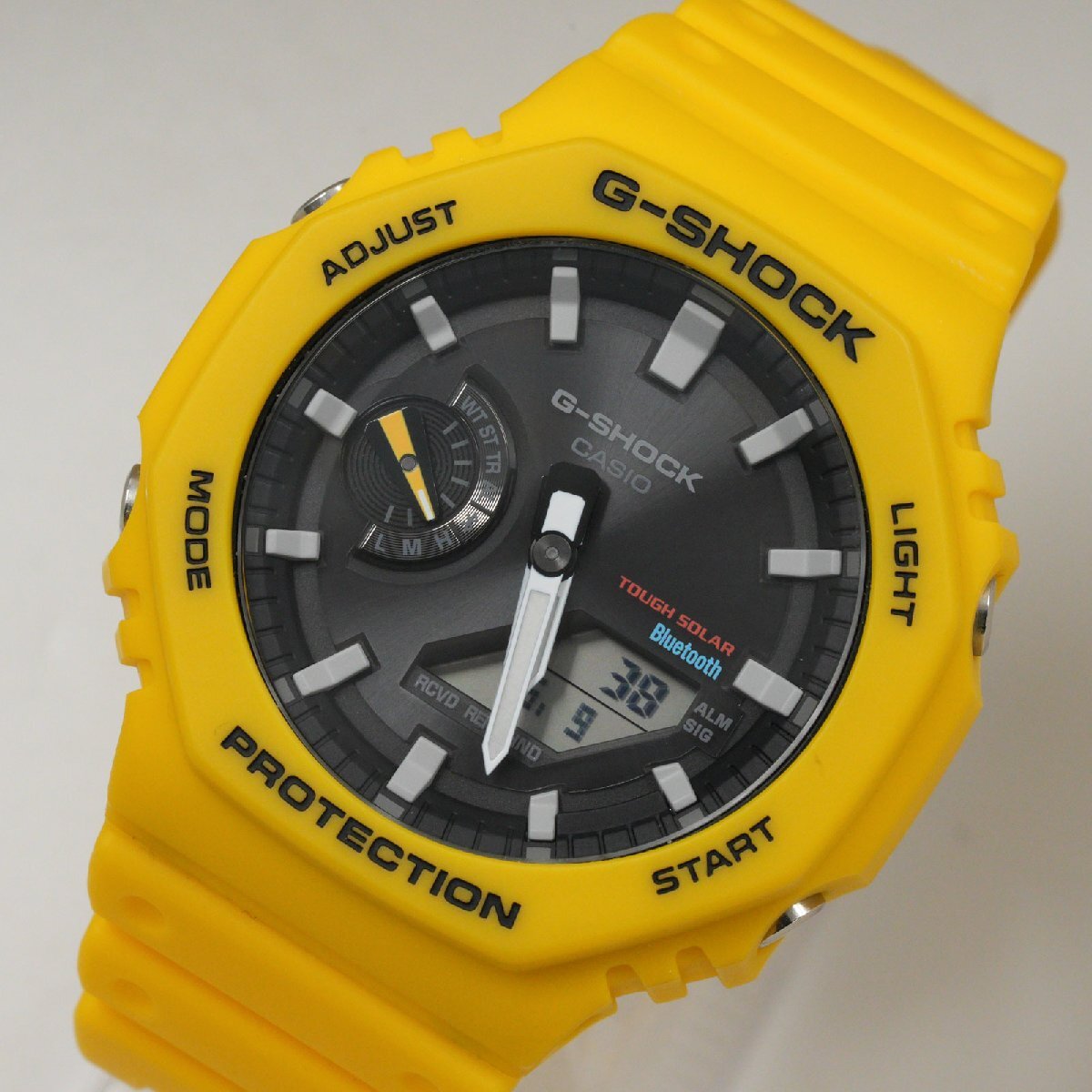 カシオ CASIO 腕時計 G-SHOCK GA-B2100C-9AJF イエロー Bluetooth ソーラー メンズ 中古 極美品 [質イコー]の画像1