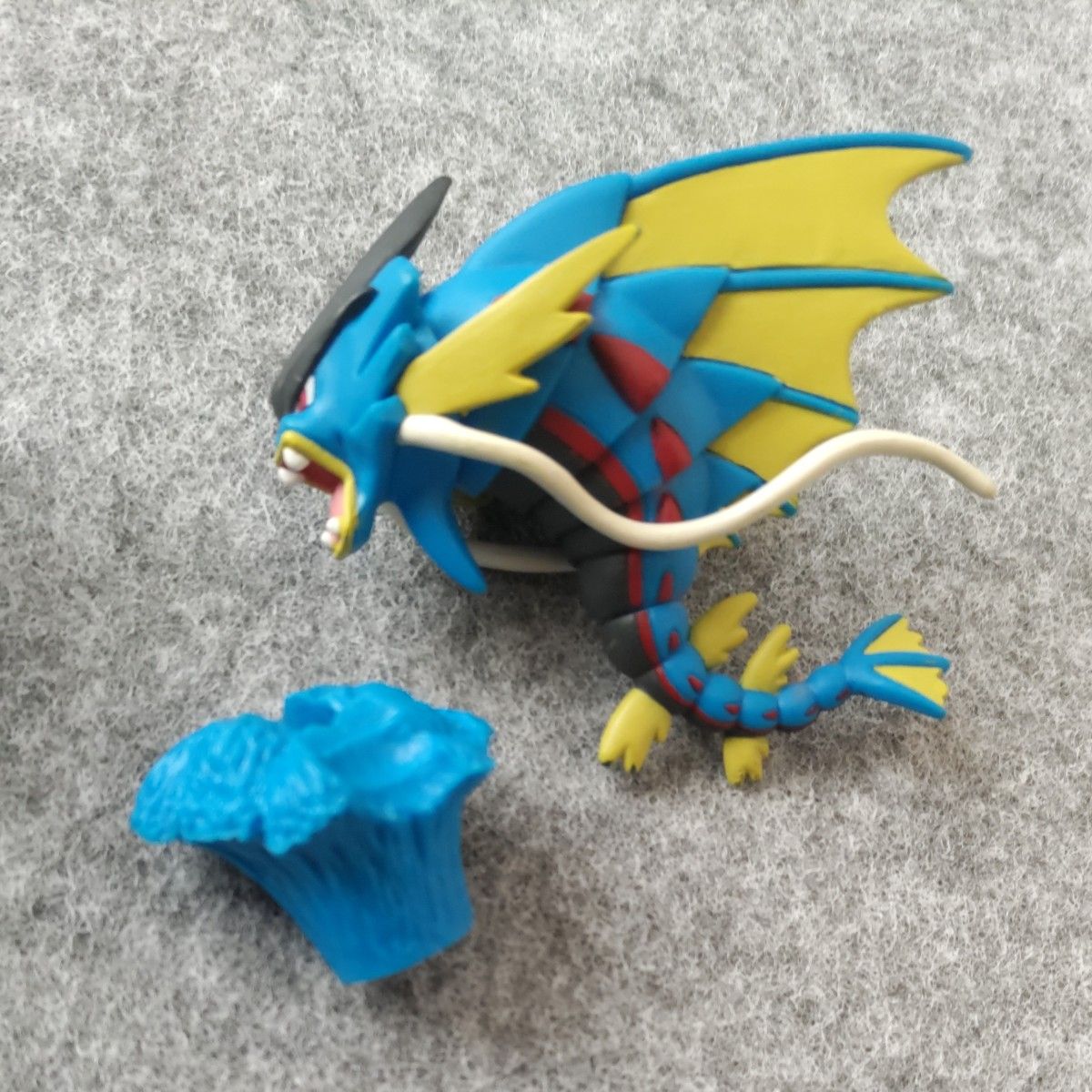 ジャンク】ポケモン モンコレ コイキング ギャラドス メガ ジャンク】ポケモン モンコレ コイキング ギャラドス メガ