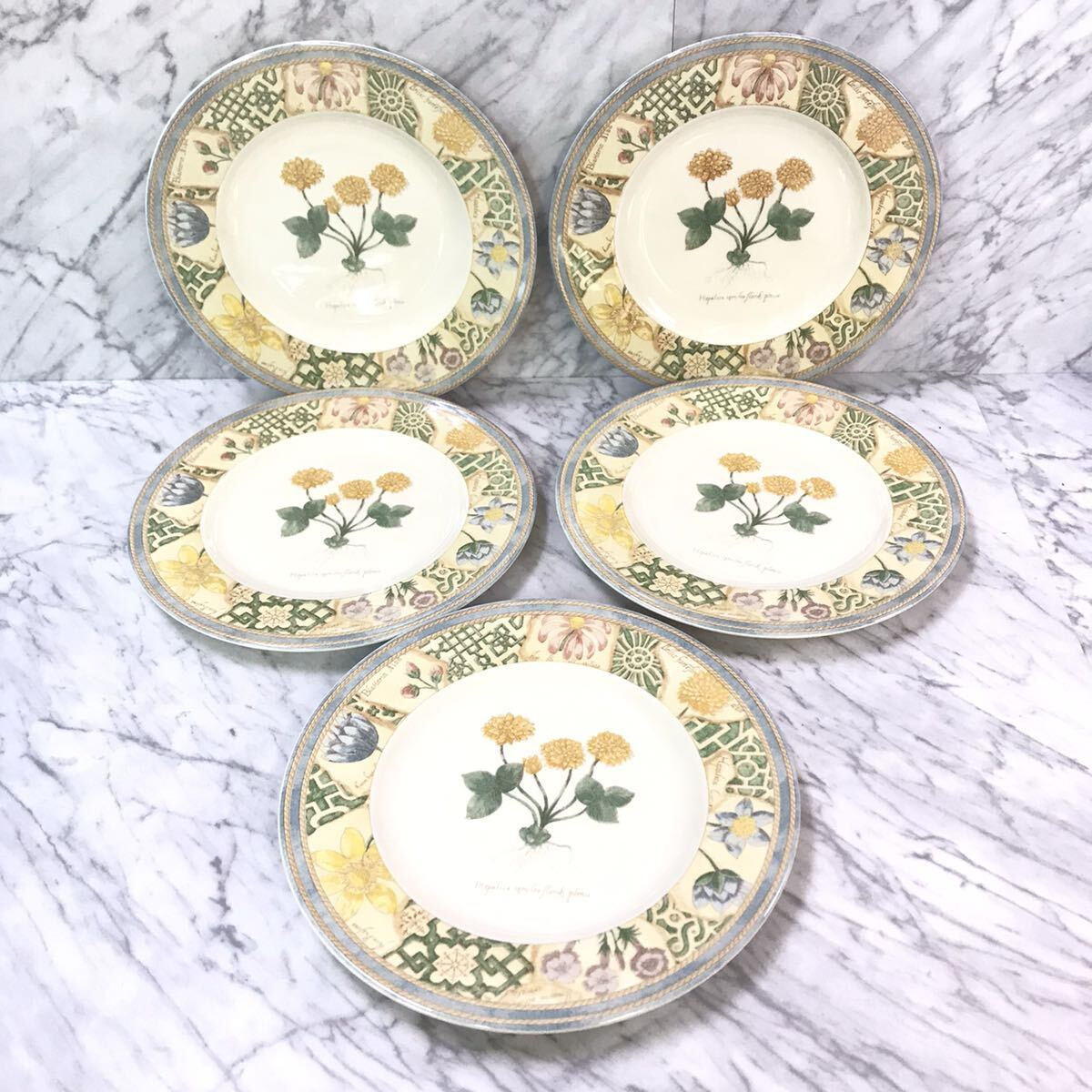 ウェッジウッド  ガーデンメイズ　まとめて　使用品 ウェッジウッド ガーデンメイズ 27cmプレートを買い取りました