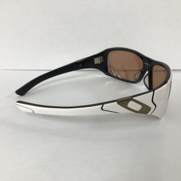 J258-CH2-383◎ Oakley オークリー サングラス A SIDE WAYS 05-992J 61015 121 ファッション小物 カラーレンズ_画像4