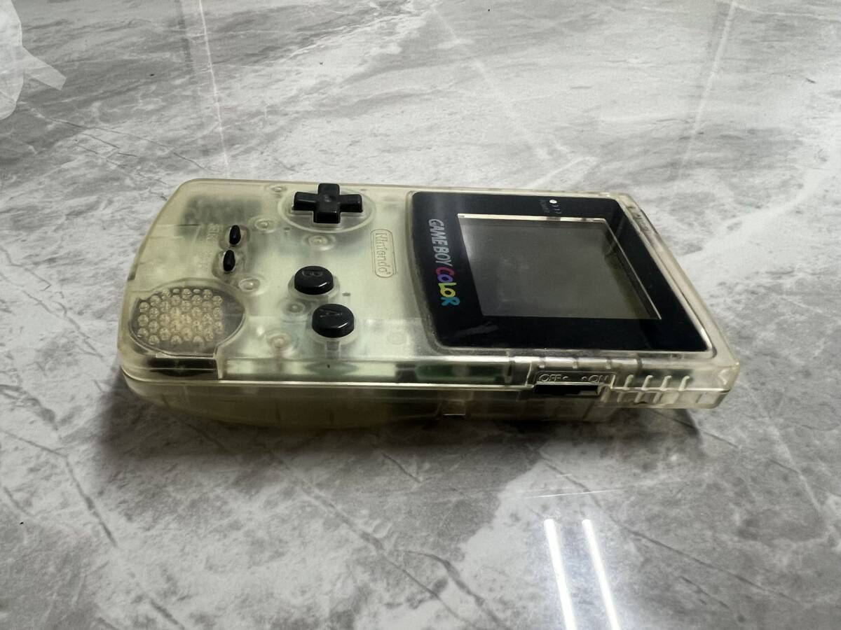  GBC ゲームボーイカラー 本体 クリア CGB-001 GAMEBOY COLOR GB NINTENDO ニンテンドー 任天堂 GAME BOY ゲームボーイ 通電OK 現状品_画像5