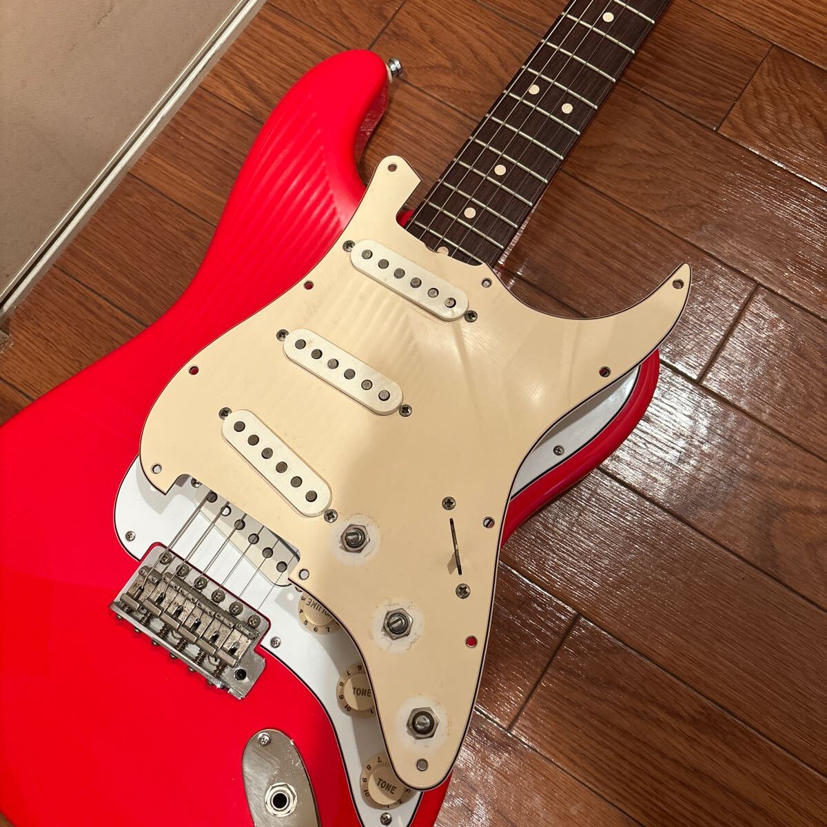 Fender USA American Vintage Stratocaster // 1997年頃製 ビンスト リフィニッシュ アッセンブリー交換 //_画像8