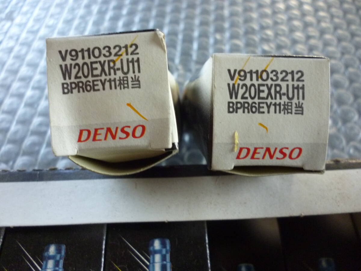 デンソースパークプラグ　W20EXR-U11　　NGK　BPR6EY-11相当品　長期保管品　旧車プラグ　１０本１箱_画像2