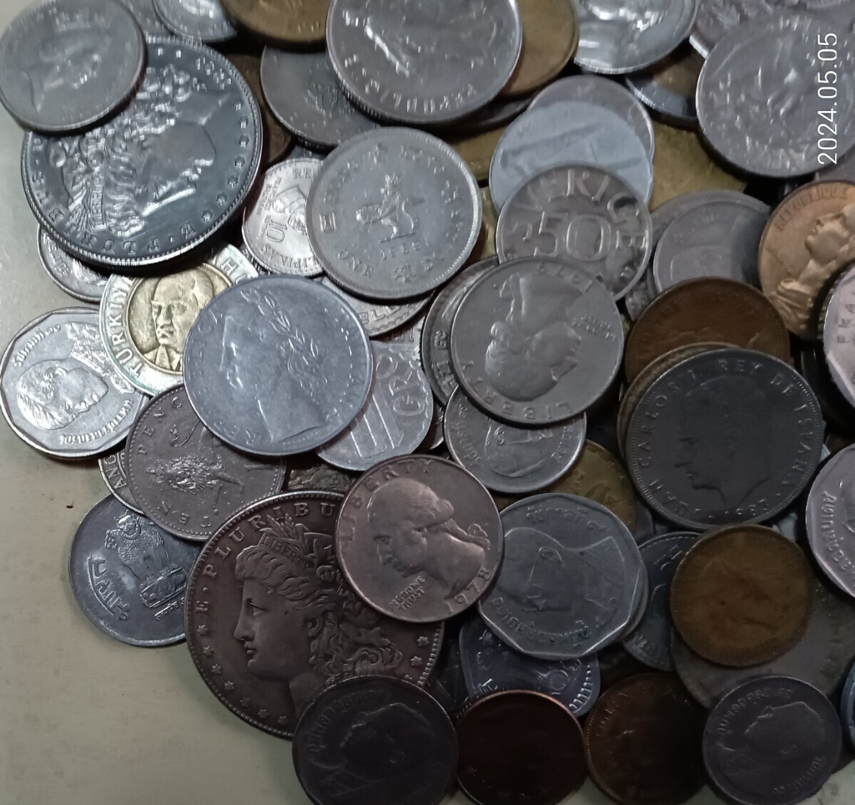 [ coin . summarize set ] foreign coin / coin / France / America / Spain / Thai / Malaysia / Japan / China / Taiwan / Hong Kong old coin / out ./ approximately 1 kilo and more 