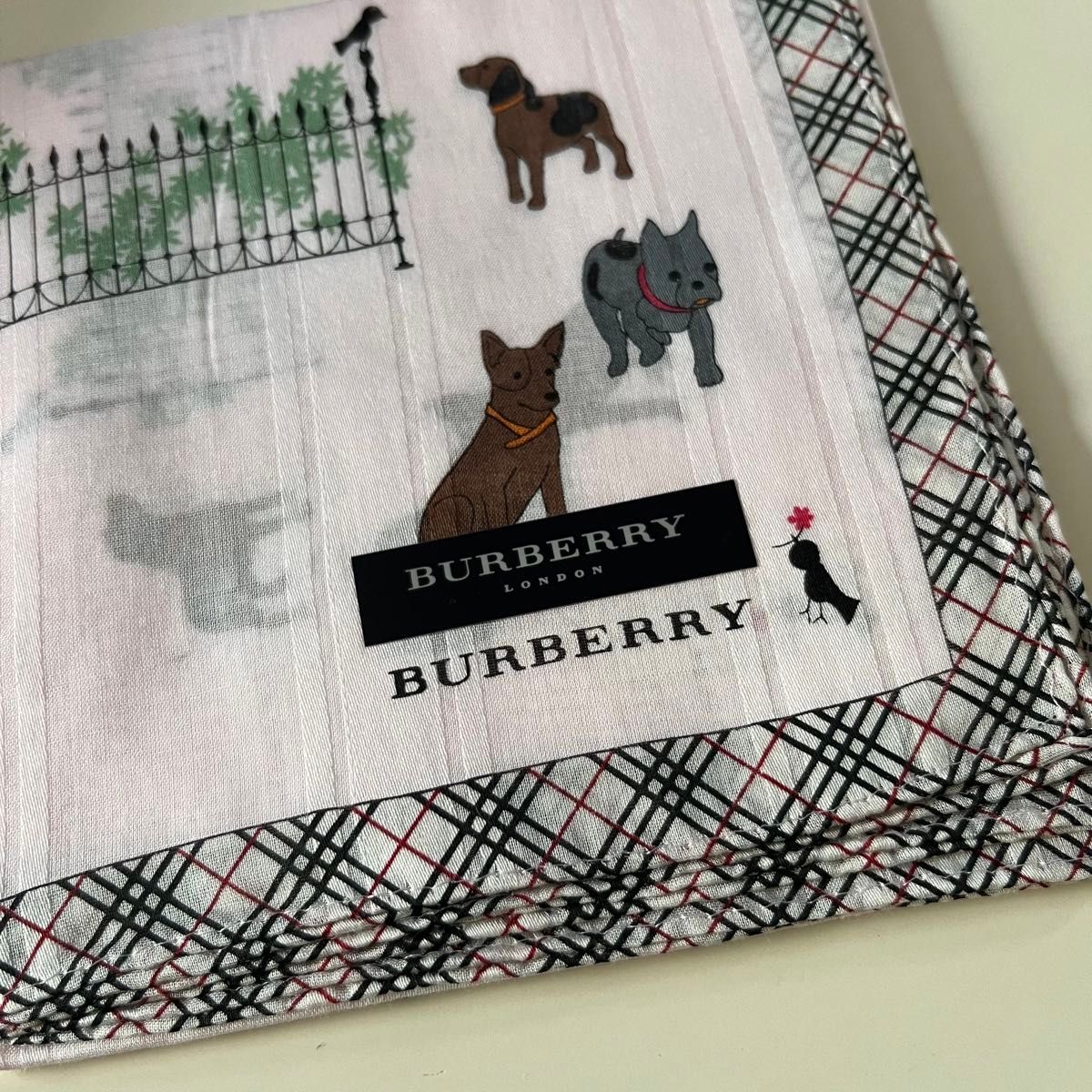 ハンカチ BURBERRY バーバリー 犬