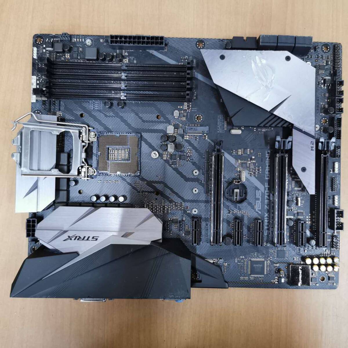 ASUS ROG STRIX Z370-F GAMING/ATXマザーボード/(LGA1151)INTEL第8,9世代CPU対応/PCパーツ DIY 修理材料★動作未確認・ジャンク★現状渡しの画像1