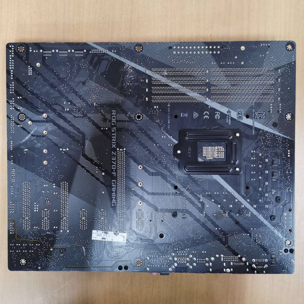 ASUS ROG STRIX Z370-F GAMING/ATXマザーボード/(LGA1151)INTEL第8,9世代CPU対応/PCパーツ DIY 修理材料★動作未確認・ジャンク★現状渡しの画像10