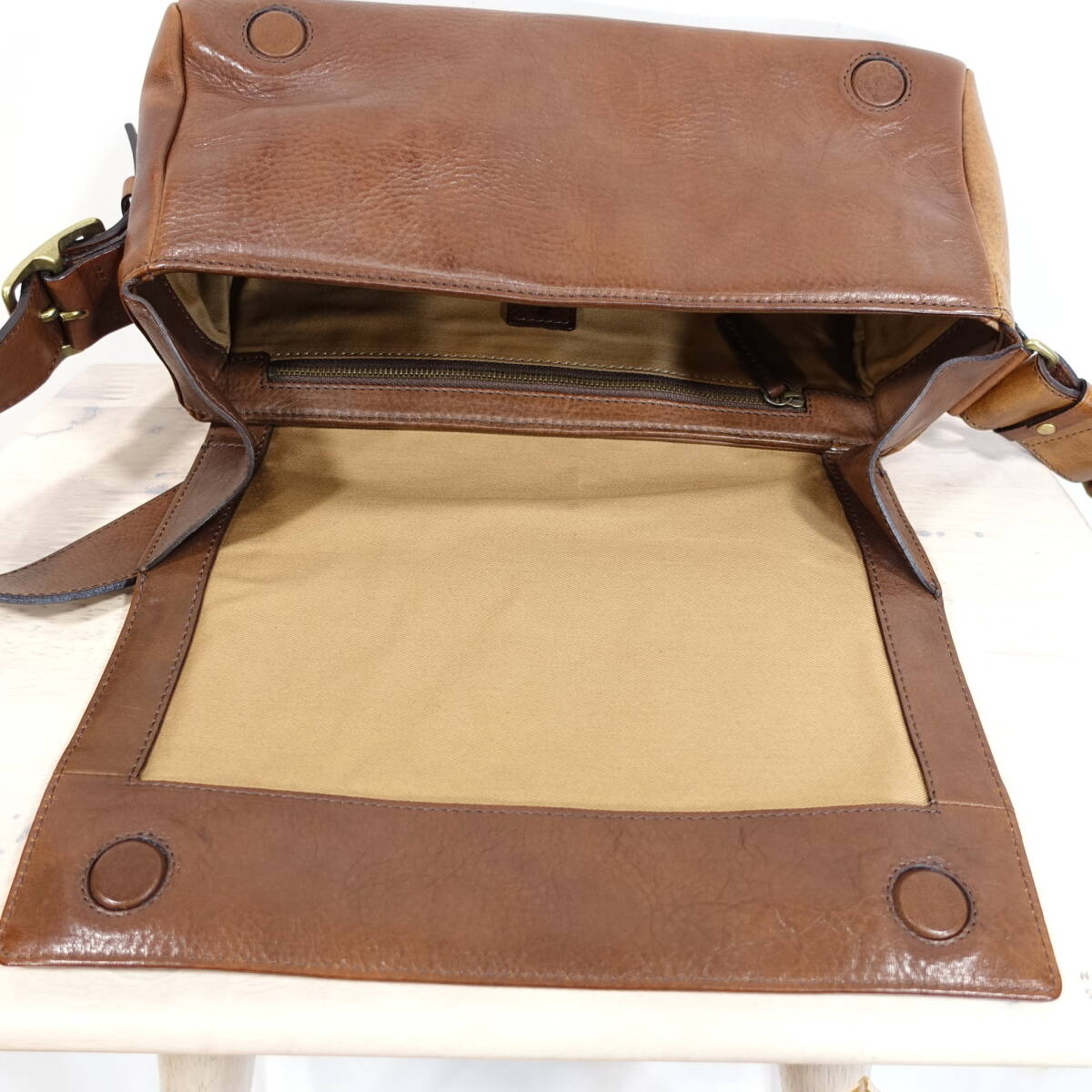 良品】土屋鞄製造所 ガジェット ツールBOXショルダー GADGET 茶 良品】土屋鞄製造所 ガジェット ツールBOXショルダー GADGET 茶