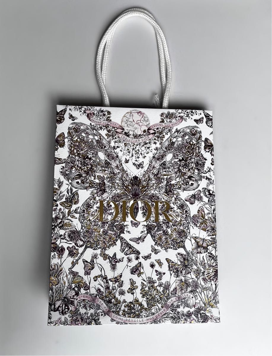 Christian Dior ホリデー限定ショッパー 2023 【ディオール】3点 Christian Dior ホリデー限定ショッパー 2023 【ディオール】3点