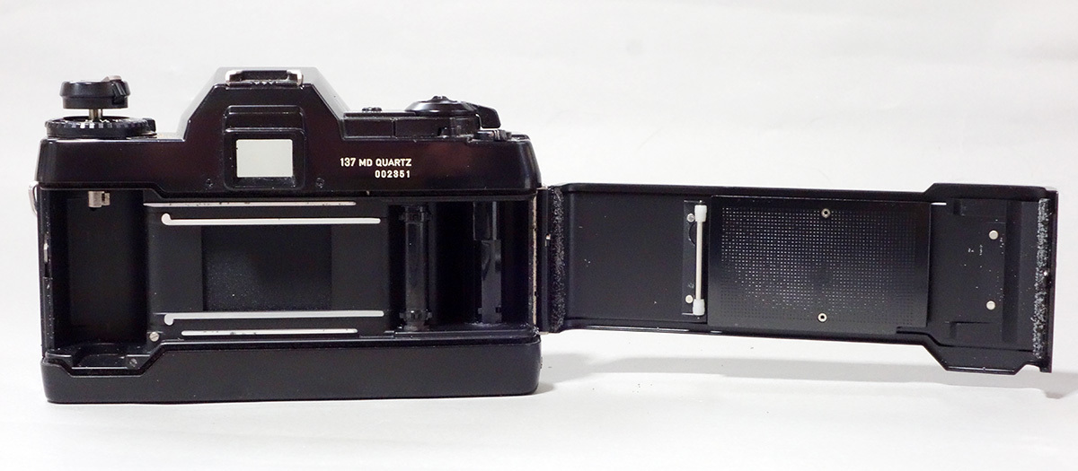 ☆ コンタックス contax137MD QUARTZ 中古 ☆_画像3