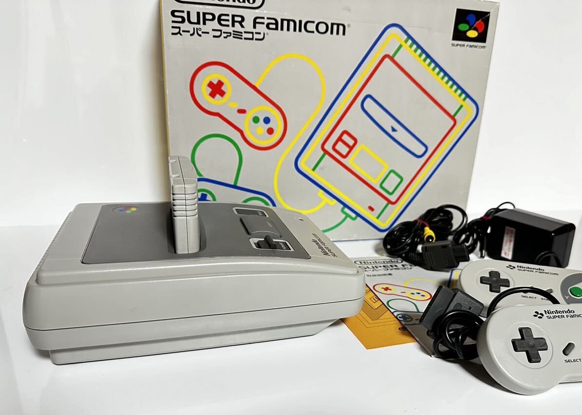 ★動作確認済★ 美品★ Nintendo 任天堂 SFC スーパーファミコン SHVC-001 ゲーム機 本体 コントローラー2点 取説・箱付きSFC _画像5
